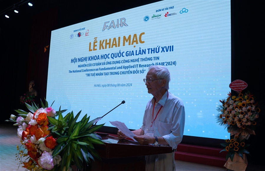 GS, TS. Vũ Đức Thi, Trưởng ban Tổ chức phát biểu khai mạc Hội nghị